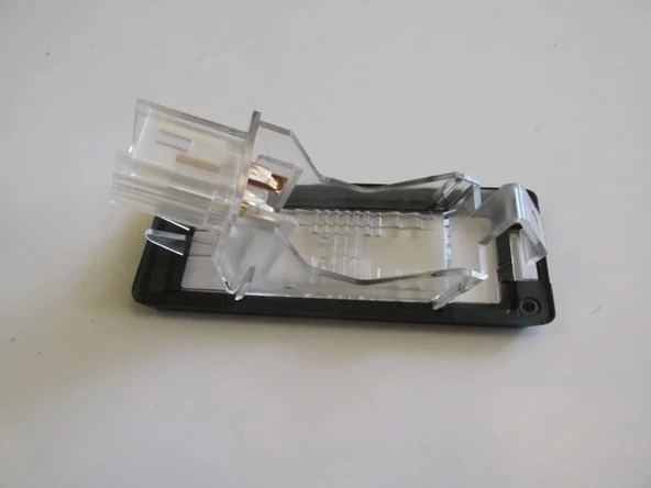 Renault Fluence 2009-2016 Plaka Lambası (Oem No: 8200013577) ürün görseli 1
