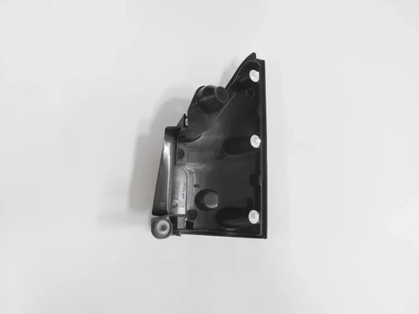 Renault Kangoo 4 2014-2021 Stop Lambası Alt Plastiği Sol (Tek Kapı) (Oem No: 8200642150) ürün görseli 1