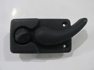 Renault Master 2 2004-2010 Orta Kapı İç Açma Kolu Sağ Pütürlü (Siyah) (Hushan) (Oem No: 4500456) ürün görseli 1