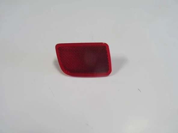 Renault Master 4 2020-2024 Arka Tampon Reflektörü Sol Kırmızı (Oem No: 8200152642) ürün görseli 1