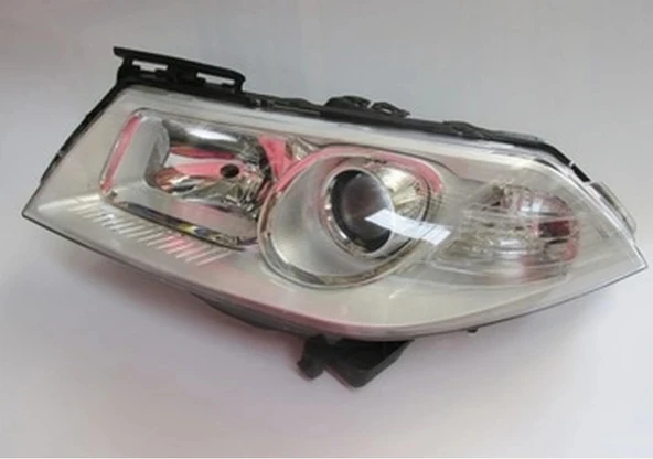 Renault Megane 2 2007-2009 Far Lambası Sol Elektrikli - Motorsuz - Gri 5 Fiş Merceklimakyajlı Ayfar (Adet) (Oem No:77010 ürün görseli 1