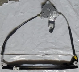 Renault Megane 1998-1999 Ön Cam Krikosu Sağ Elektrikli - Motorlu (Adet) (Oem No:7700834346) ürün görseli 1