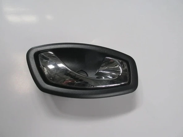 Renault Megane- 3- Hb- 14/15; Ön Kapı İç Açma Kolu Sağ Nikelajlı (Oem No: 826720001R) ürün görseli 1