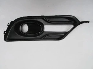 Renault Megane 3 Hatchback 2014-2015 Sis Lamba Kapağı Sağ - Gündüz Farı Delikli (Tw) (Oem No: 261521862R) ürün görseli 1