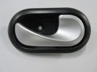 Renault Scenic 2 2003-2009 Arka Kapı İç Açma Kolu Sağ Siyah Elceği Gümüş Gri (Oem No: 8200174074) ürün görseli 1