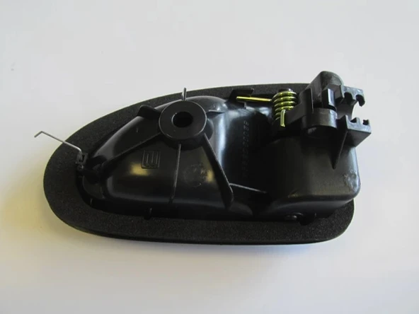 Renault Scenic 2000-2003 Ön Kapı İç Açma Kolu Sol Elceği Siyah (Oem No: 8200028994) ürün görseli 1