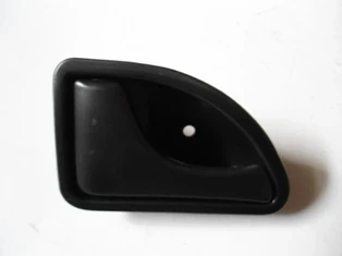 Renault Twingo 1993-1998 Ön Kapı İç Açma Kolu Sol Siyah (Hushan) (Adet) (Oem No:7700820523) ürün görseli 1
