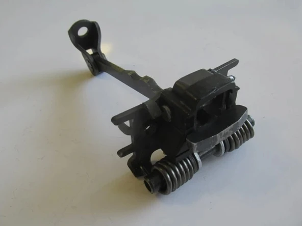 Renault Scenic 3 2010-2013 Grand Arka Kapı Durdurucusu Sağ - Sol Aynı (Adet) Gergisi) (Oem No: 824310005R) ürün görseli 1
