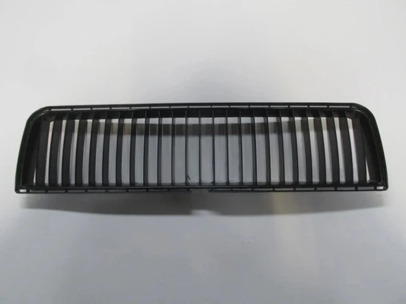 Skoda Octavia 2001-2010 Ön Tampon Panjuru Orta Siyah (Tyg) (Adet) (Oem No:1U0853677B41) ürün görseli 1