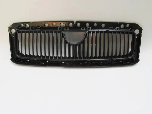Skoda Octavia 2001-2010 Ön Panjur İç Siyah (Üst Çerçevesiz) (Tyg) (Adet) (Oem No:1U0853653A) ürün görseli 1