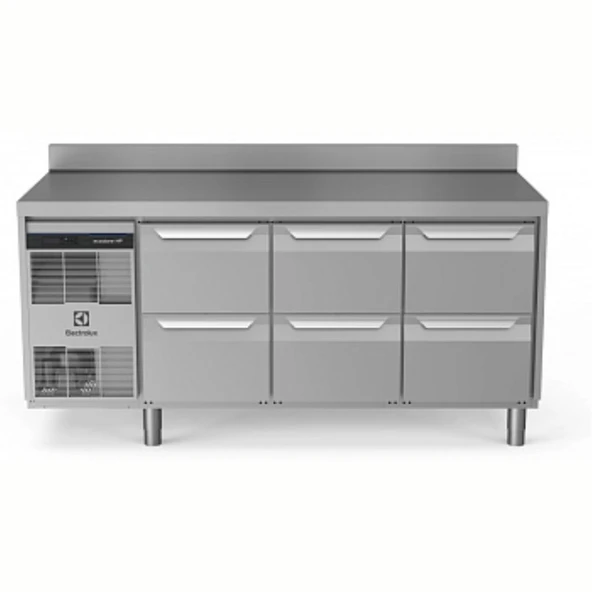 Electrolux Professional Endüstriyel Tip Soğutmalı Tezgah, Sırtlı, "heavy Duty", Aısı304, -2°/+10°c, Dijital, Tropikal - 440 Lt, 6x½ Çekmeceli EH3H3BBB ürün görseli 1