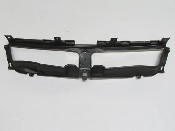 Suzuki Vitara 2006-2012 Grand Ön Panjur İç Çerçevesi Siyah (Tyg) (Oem No: 71743-65J00) ürün görseli 1