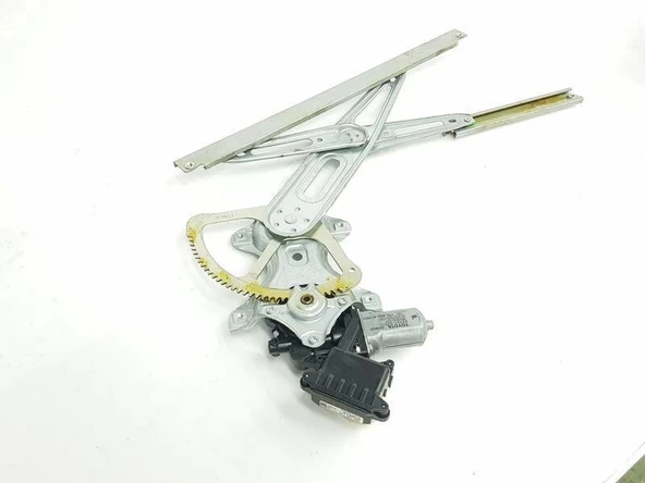 Toyota Avensis 2009-2015 Cam Krikosu Elektrikli Ön Sağ (Oem No: 69810-05070) ürün görseli 1