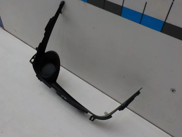 Toyota Corolla 2019-2021 Sis Lamba Kapağı Ön Sol Deliksiz) (Oem No: 81482-02A60) ürün görseli 1