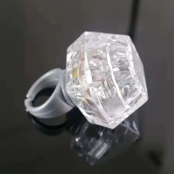 Kristal Tasarımlı Led Glow Işıklı 3 Modlu Gümüş Yüzük 3.5 X 5 Cm ürün görseli 1