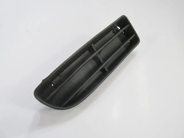 Volkswagen Bora 1999-2005 Sis Lamba Kapağı Sağ Deliksiz (Bfn) (Adet) (Oem No:1J5853666Bb4) ürün görseli 1