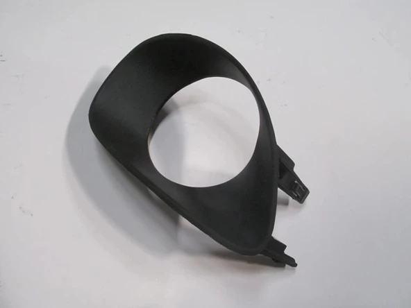 Toyota Yaris 2006-2009 Sis Lamba Kapağı Sağ Siyah Delikli) (Tw) (Oem No: 81481-0D020) ürün görseli 1