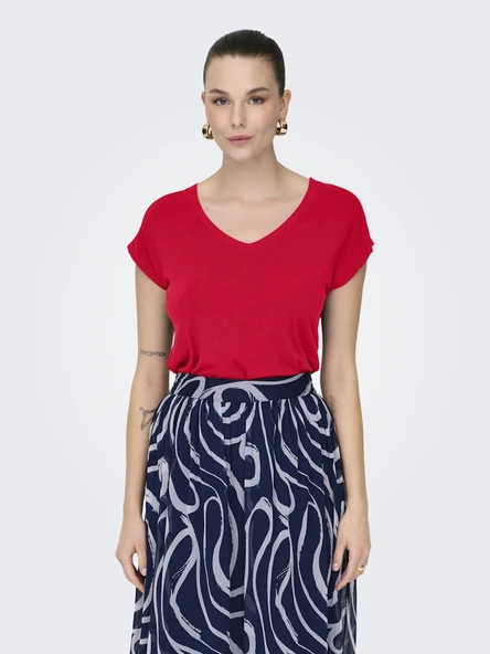Only   ONLRILLA S/S V-NECK TOP JRS Kadın Kırmızı T-Shirt - 15315776 ürün görseli 1