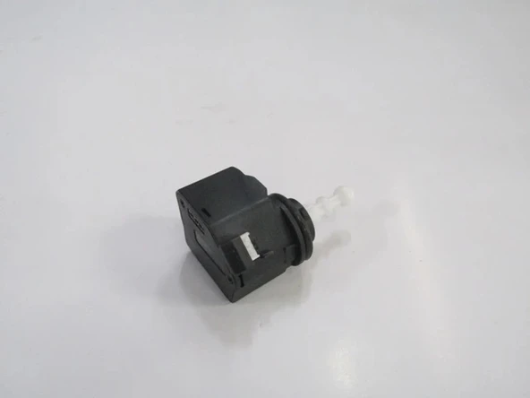 Volkswagen Jetta 5 2006-2010 Far Motoru (12V) (Bfn) ürün görseli 1