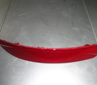 Volkswagen Jetta 2010-2015 Tampon Reflektörü Arka Sağ (Oem No: 5C6945106) ürün görseli 1