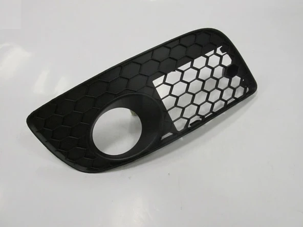 Volkswagen Golf 5 2004-2009 Sis Lamba Kapağı Sağ Siyah Delikli)(Gtı) (Izgaralı Açık Tip)(Tw) (Oem No: 1K0854662X2B9) ürün görseli 1