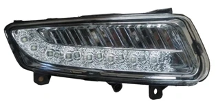 Volkswagen Polo 6 2010-2014 Sis Lambası Sağ Ledli (Famella) (Oem No: - ) ürün görseli 1