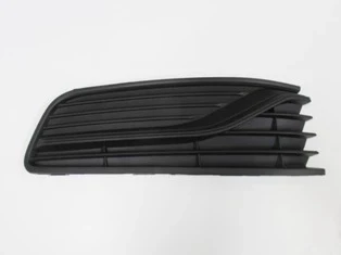 Volkswagen Polo 6 2014-2017 Sis Lamba Kapağı Sağ Deliksiz - Nikelaj Çıtasız (Tw) (Oem No: 6C08536669B9) ürün görseli 1