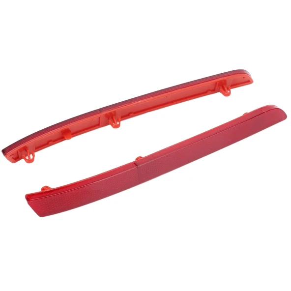 Volkswagen Transporter T5 2004-2010 Tampon Reflektörü Arka Sağ Kısa Tip (Oem No: 7E0945106) ürün görseli 1