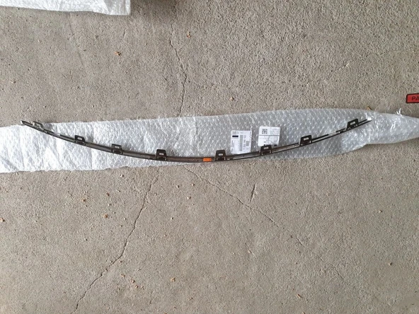 PTTAVM: Panjur Üst Krom Çıtası Psa Crossland X Bm 17- (Oem No