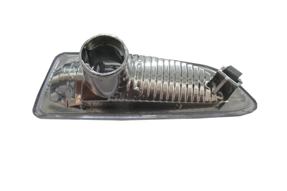 Opel Astra J Sedan 2010-2018 Ve Hatchback Çamurluk Sinyali Sağ Beyaz (Oem No: 1713005) ürün görseli 1