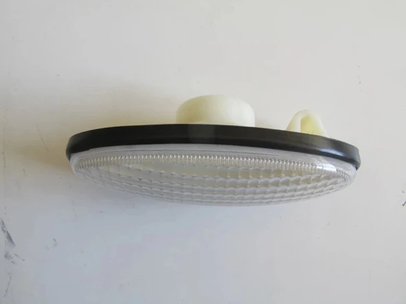 Nissan Almera 2000-2006 N16 Sedan Ve Hatchback Çamurluk Sinyali Beyaz Sağ - Sol Aynı (Adet) (Eurolamp) (Oem No: 26160-Bm ürün görseli 1