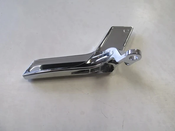 Mercedes E Class 2013-2016 Ön Kapı İç Açma Kolu Elceği (Kulbu) Sol Nikelajlı (Oem No: 2047201171) ürün görseli 1