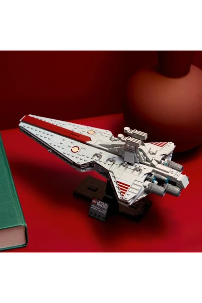 LEGO Star Wars Venatör Sınıfı Saldırı Kruvazörü 75441 ürün görseli 1