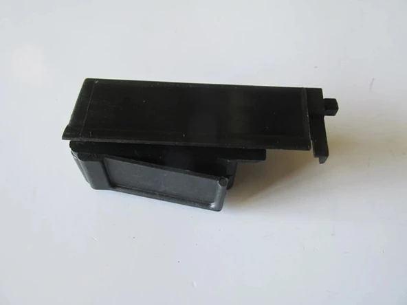 Fiat Doblo 2011-2015 Arka Kapı Cam Kilitleme Mandalı Sol (Sürgülü (Oem No: 55170912) ürün görseli 1