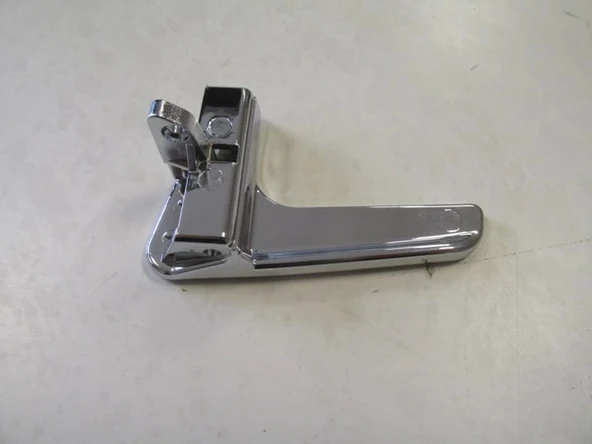 Seat Cordoba 2000-2002 Arka Kapı İç Açma Kolu Elceği (Kulbu) Sağ Nikelajlı (Oem No: 6K0837114) ürün görseli 1
