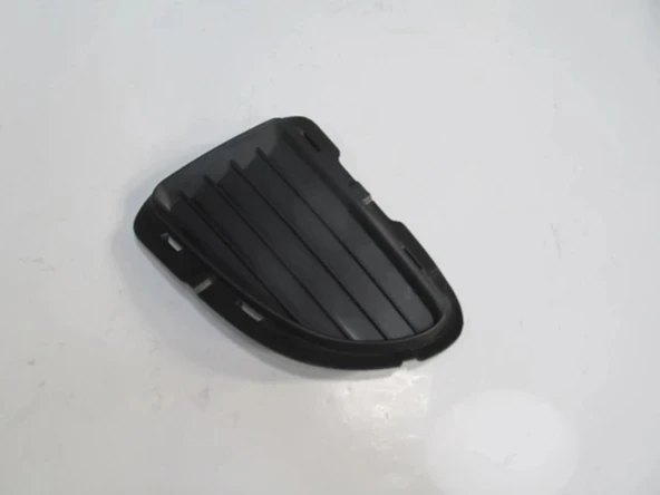 Fiat Punto 2006-2012 Grande Sis Lamba Kapağı Sol Siyah Deliksiz) (Oem No: 735410808) ürün görseli 1
