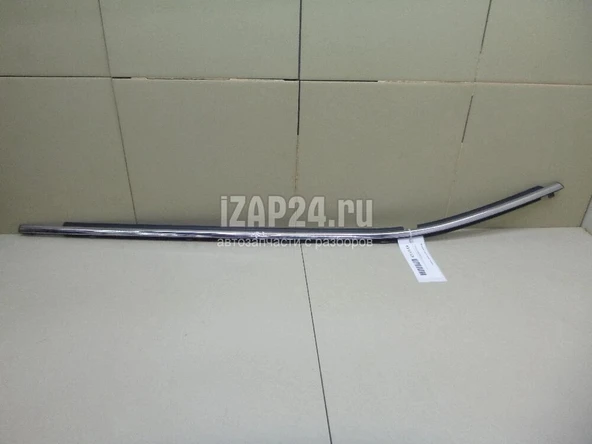Toyota Corolla 2013-2018 Cam Sıyırıcı Ön Nikelaj Sağ (Oem No: 75710-12830) ürün görseli 1
