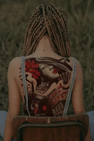 Caş Dekorasyon Kadın ve Kurukafa Modelli Geçici Sırt Dövme Tattoo ürün görseli 1