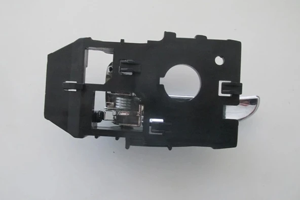 Hyundai Elantra 2004-2007 Ön Kapı İç Açma Kolu Sağ Nikelajlı (Oem No: 83620-2D000Ca) ürün görseli 1