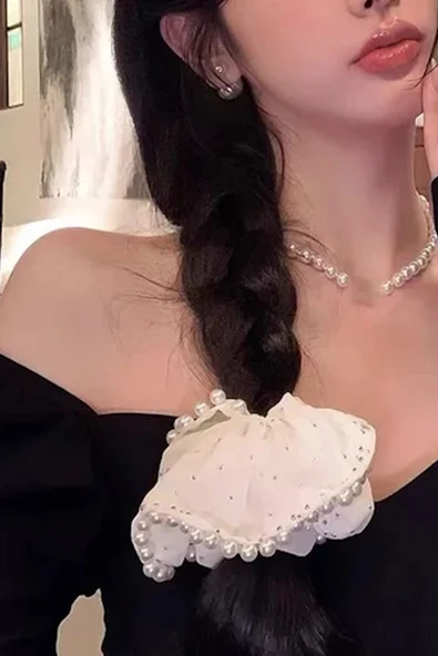 Caş Dekorasyon Beyaz Renk İncili Ve Taşlı Simit Toka ürün görseli 1