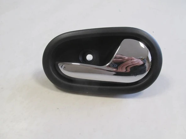 Renault Symbol 2013-2021 Ön Kapı İç Açma Kolu Sağ Nikelajlı (Oem No: 806718771R) ürün görseli 1