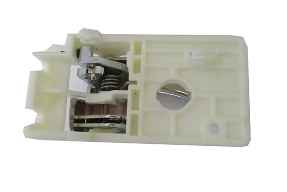 Hyundai Tucson 2005-2010 Ön Kapı İç Açma Kolu Sol Nikelajlı (Oem No: 82610-2E000) ürün görseli 1