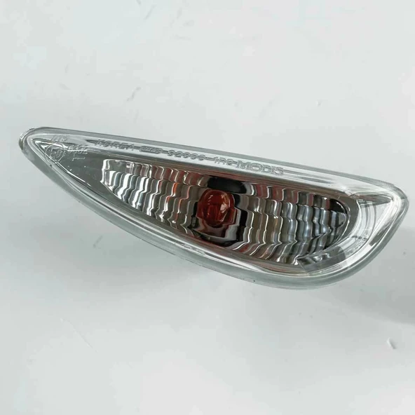 Hyundai Accent Blue 2011-2018 Çamurluk Sinyali Sol (Oem No: 92303-1R000) ürün görseli 1