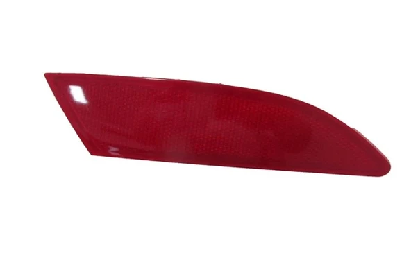 Ford Focus Sedan 2015-2018 Arka Tampon Reflektörü Sağ Kırmızı (Oem No: Bm5Z-13A565A) ürün görseli 1