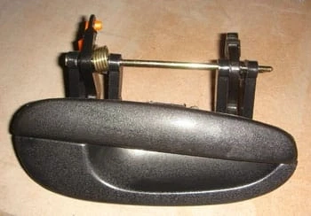 Chrysler Neon - 1995-1999 Arka Kapı Dış Açma Kolu Sağ (Boyanır Tip Siyah) (Hushan) Oem No: (Kr66Pch) ürün görseli 1