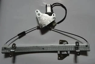 Mitsubishi Galant 1988-1991 Ön Cam Krikosu Sol Elektrikli - Motorlu 2 Fiş Li Oem No: (Mb517473) ürün görseli 1
