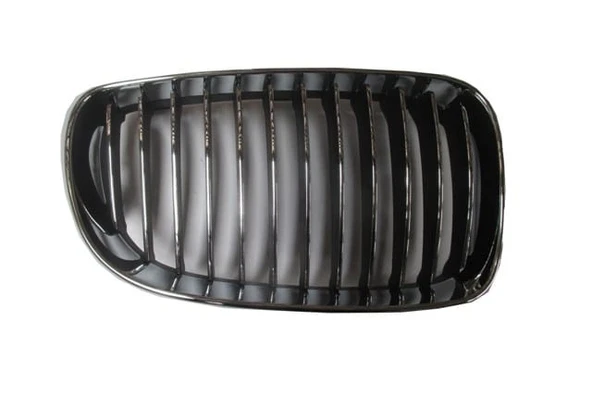Bmw 1 Serisi 2009-2011 Ön Panjur Sağ Siyah - Nikelaj Çerçeveli (Tyg) (Oem No: (51137179656)) ürün görseli 1