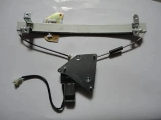 Mitsubishi Galant 1988-1991 Arka Cam Krikosu Sol Elektrikli - Motorlu 2 Fiş Li Oem No: (Mb517479) ürün görseli 1