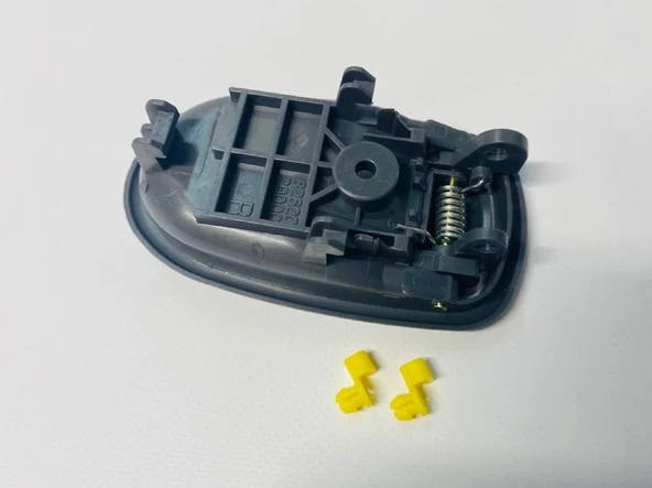 Kia Shuma 2 2000-2003 Ön Kapı İç Açma Kolu Sağ Nikelajlı Oem No: (82620-29000) ürün görseli 1