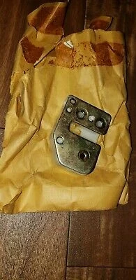 Renault R. 9 88- Kapı Kilit Karşılığı Sağ  (Oem No:7700756701) ürün görseli 1